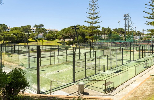 Vale do Lobo Villa | Villa privater Pool, kostenloses WIFI, Deutsch TV & A/C in Vale do Lobo