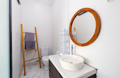 By Pass Ngurah Rai Villa | Villa Putih Jimbaran