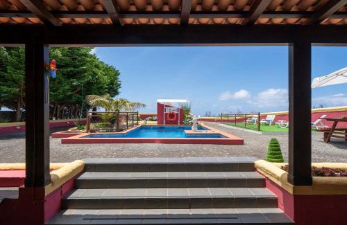Lombada Velha Haus | Villa Roque by An Island Apart