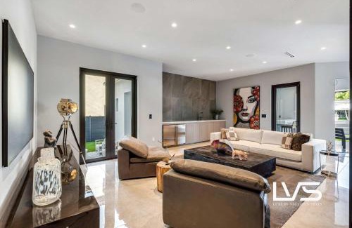 Las Olas Isles Haus | Villa San Marco- Waterfront Grandeur in the Heart of Fort Lauderdale