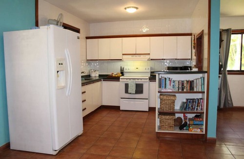 Tambor Haus | Villa Serenidad large home by ocean, Los Delfines