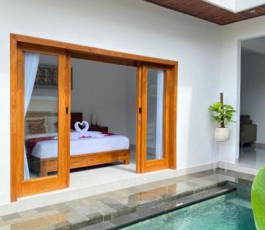 Anturan Villa | Villa Sinyo By Mentaripro Bali