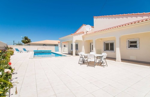 Vale de Parra Villa | Villa für 8/9 in Vale de Parra, Albufeira Bereich, Algarve Portugal, £ 600- £ 1800