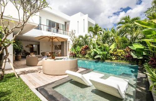 Berawa Villa | Villa Solea 3 4br Villa, 400m To Finns,