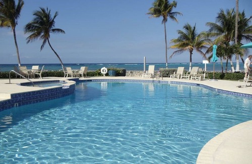 West Bay Eigentumswohnung | Villa nur wenige Schritte vom Sand