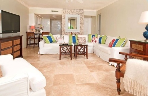 West Bay Eigentumswohnung | Villa nur wenige Schritte vom Sand
