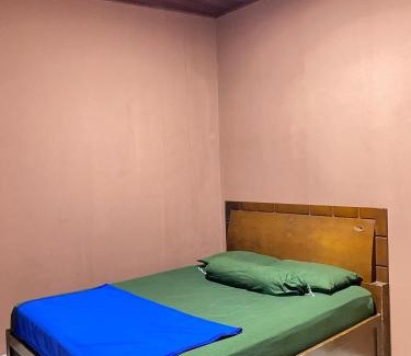 Cisarua Villa | Villa Syahal near Curug Cilember