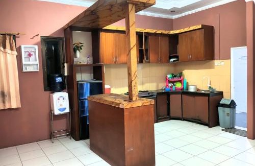 Cisarua Villa | Villa Syahal near Curug Cilember