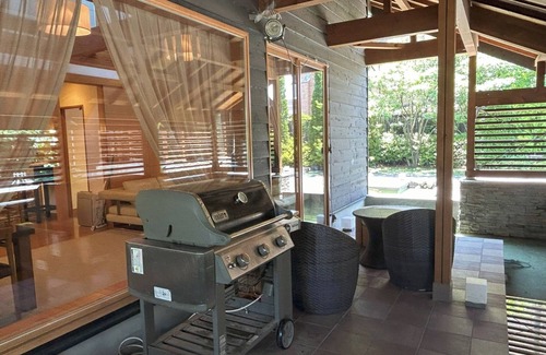 Maebashi Haus | Villa Terrace 01 Building The largest party space / Maebashi Gunma