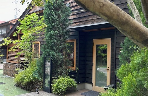 Maebashi Haus | Villa Terrace 01 Building The largest party space / Maebashi Gunma