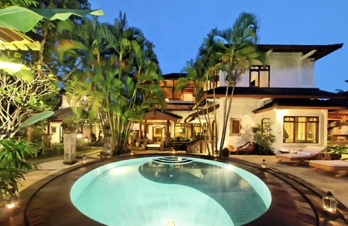 Legian City-Centre Villa | Villa TIRTA, ein funkelndes Juwel in Kuta-Legian