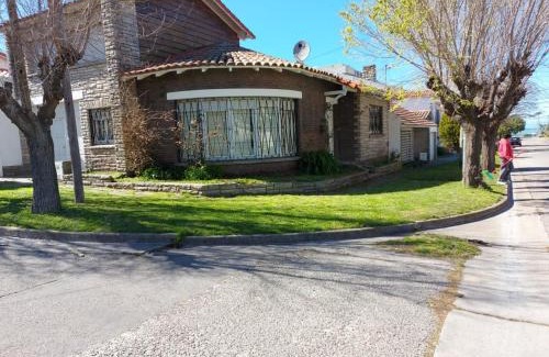 Punta Mogotes Haus | VILLA VIDA - No se aceptan grupos de jóvenes