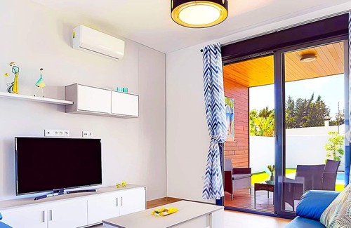 Barrio Nuevo Villa | Villa deluxe with private pool, BBQ and A/C