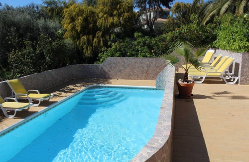 Vale de Covo Villa | Villa mit Charme neben dem Strand, 300 Meter. Privater Pool, kostenlose Klimaanlage. & W-LAN