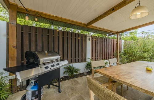 Tamarijn Villa | Villa with Modern Decor 3BR 2BA w/ Large Pool