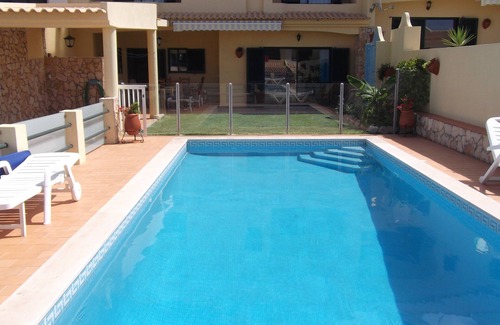 Urbanizacao dos Calicos Haus | Villa mit privatem Pool in der Nähe des Zentrums und des Strandes