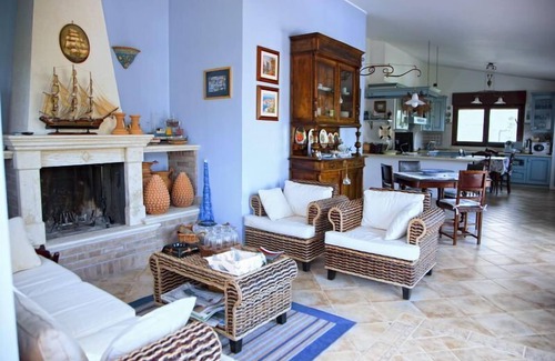 Palmi Haus | Villa with private pool near the beaches of Palmi