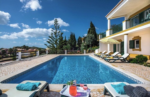Praia da Luz Villa | Villa mit herrlichem Meerblick und Pool, Luz, Lagos