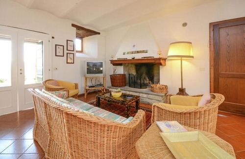 Tredozio Villa | Villa with swimming pool and panoramic view of the Apennines