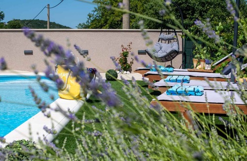 Oslje Haus | Villa with terrace and pool