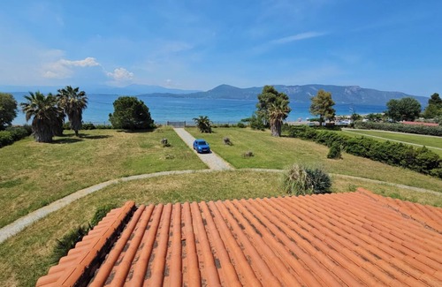 Molos-Agios Konstantinos Villa | Villa Zeus on Beach