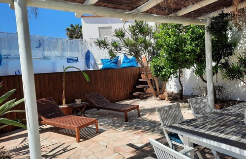 Ferragudo Haus | Dorfhaus im Herzen Ferragudos,schöner Patio,Dachlounge , neuer privater Pool!