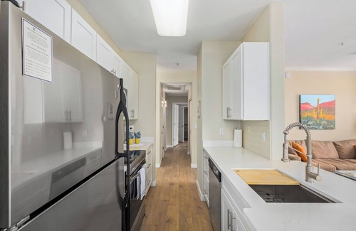 Cavalier Vista Haus | Scottsdale Townhouse Walk überall. Garage. 30 Nächte Mindestaufenthalt!