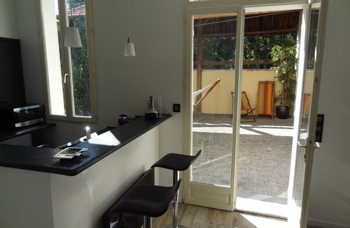 Sorano Hütte | VINCENNES: Apartment mit Charme, ruhig und sonnig