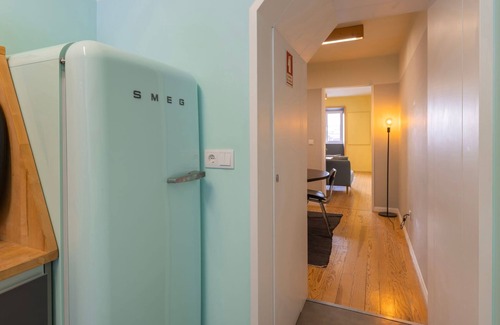 Mouraria Wohnung | Vintage w/ Castle View Apartment by LovelyStay