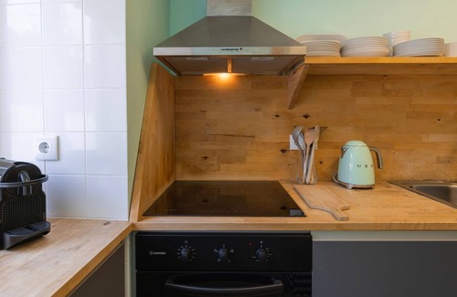 Mouraria Wohnung | Vintage w/ Castle View Apartment by LovelyStay