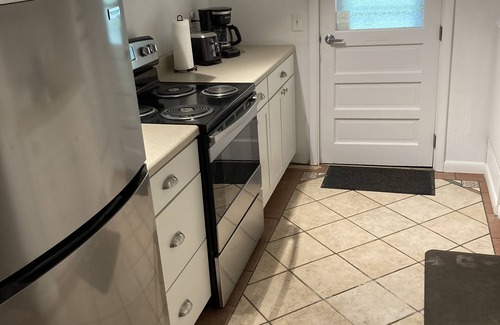 Zion Crossroads Haus | Visit Monticello, Wineries, UVA: Room for a Crowd