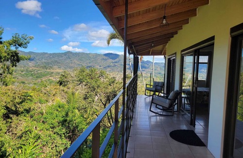 Atenas Wohnung | Vista Atenas Best View! 2 BR/2 BTH Private Apart 1000 sq ft AC Heated Salt Pool