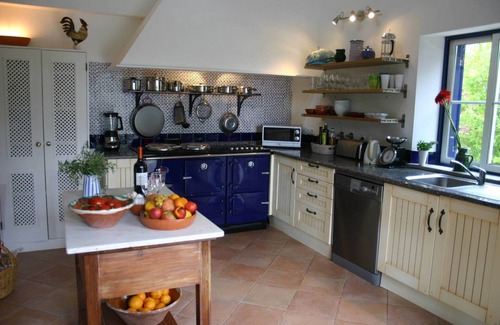 Corte Vidreiro Villa | Eine schöne, charmante Villa mit vier Schlafzimmern, mit privatem Garten und Pool