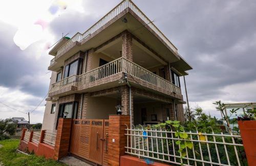 Sidhpur Haus | Vista Valley Stay, Luxury 3 BHK Villa Kangra, Dharamshala
