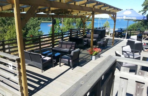 Varmdo Kabine | Vita Grindarna / Djurö havsbad