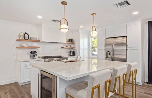 Park Scottsdale Four Haus | Viva Las Scottsdale by Scottsdale Beach Club - NEW