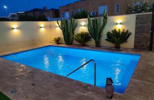 Jerez de la Frontera Haus | VIVE JEREZ Casa de lujo con piscina y barbacoa en la mejor zona de Jerez de la Frontera