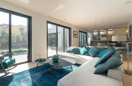 Paraiso Haus | Vivenda Espaçosa com Piscina Aquecida Mt-discreta