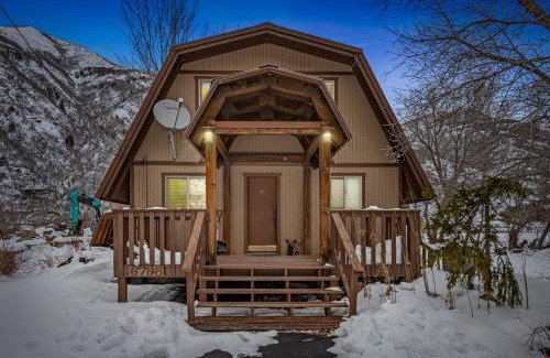Snowbird Haus | Vivian Park Sundance Cabin