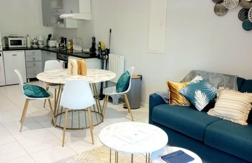 Auray Wohnung | Vue Exceptionnelle : 2 Pièces sur le Port de St-goustan