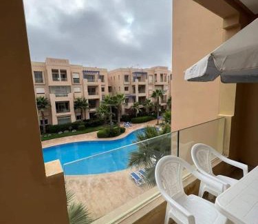 Soualem Trifiya Wohnung | Vue piscine et accès rapide à la plage