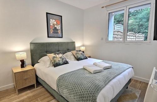 Gerde Wohnung | Vue Rivière, Élégant T2, Neuf, Terrasse, RDC