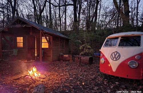 Colton Kabine | VW Bus Campsite & Very Small Cabin on the Water!