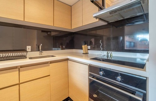 La Cabrera Wohnung | w* | Elegant 1BR w/ City View In Cabrera