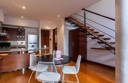 Chico Reservado Wohnung | W* | Splendid 1BR Duplex in Chico