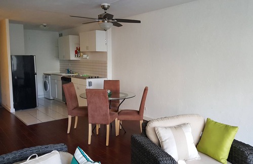 New Farm Wohnung | Waikiki geräumiges Studio