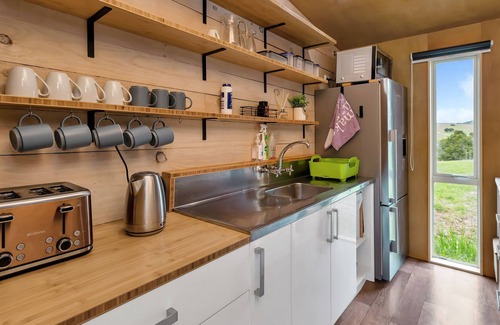 Kerikeri Haus | Waimate Farmstay - Kerikeri Holiday Home