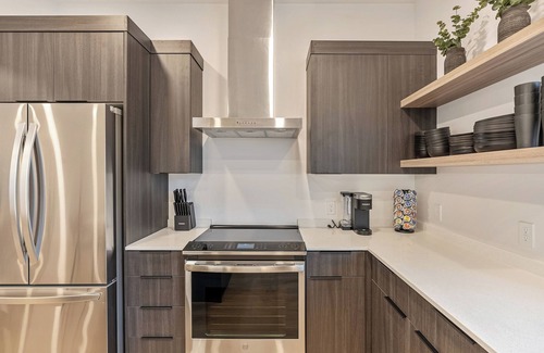 Millcreek Haus | Wake to breathtaking views! - WIFI/FIREPLACE/AC