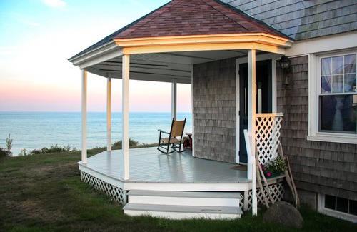 Mid-Coast and Islands Hütte | Aufwachen mit Sonnenaufgang auf dem Ozean