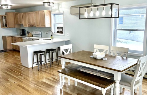 Houghton Lake Haus | Wake up to Sunrises - Your Lakehouse Getaway!